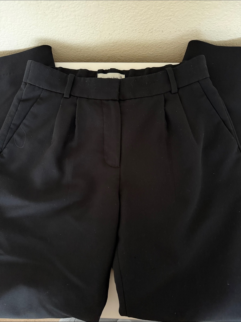 A & F Sloane Low Rise Tailored Wide Leg Pant
